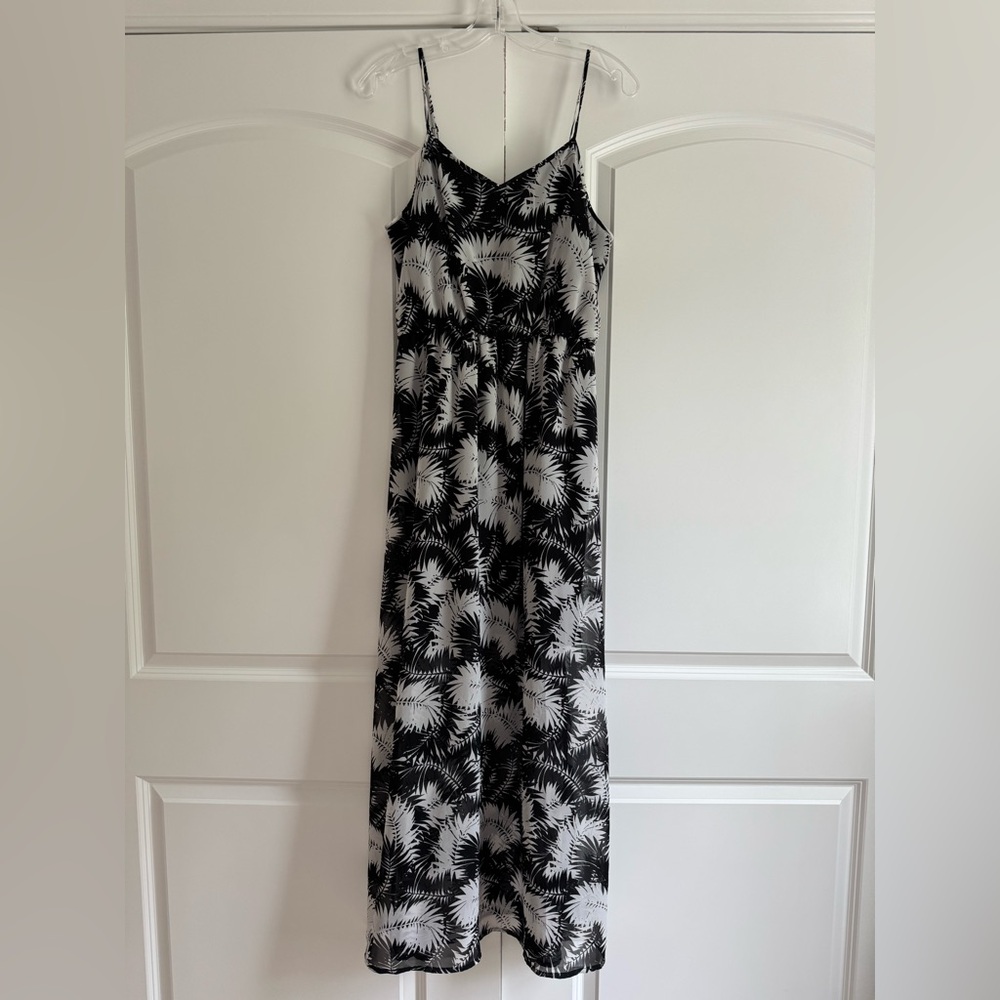 Black Maxi Dress EUC Palm Leaf Hawaiian White Floral Tropical Botanical Small